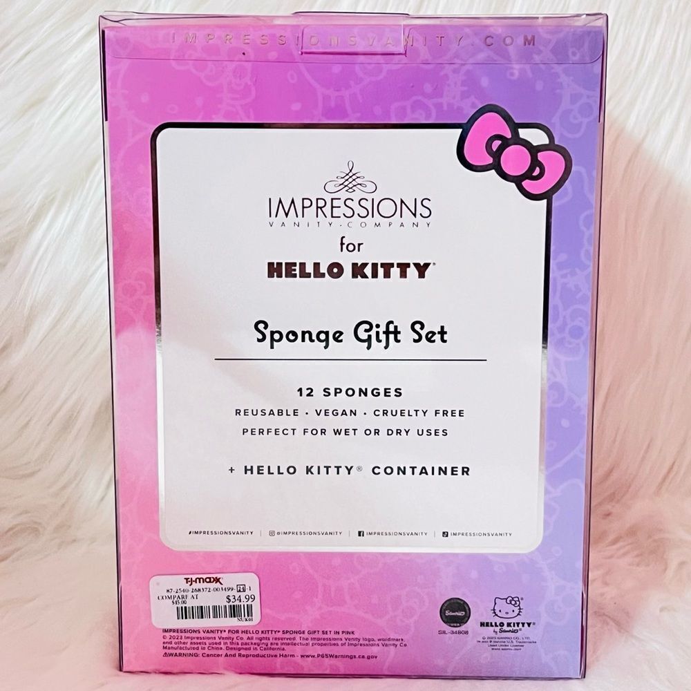 Hello Kitty® 12-PC Sponge Gift Set - Picture 8 of 11